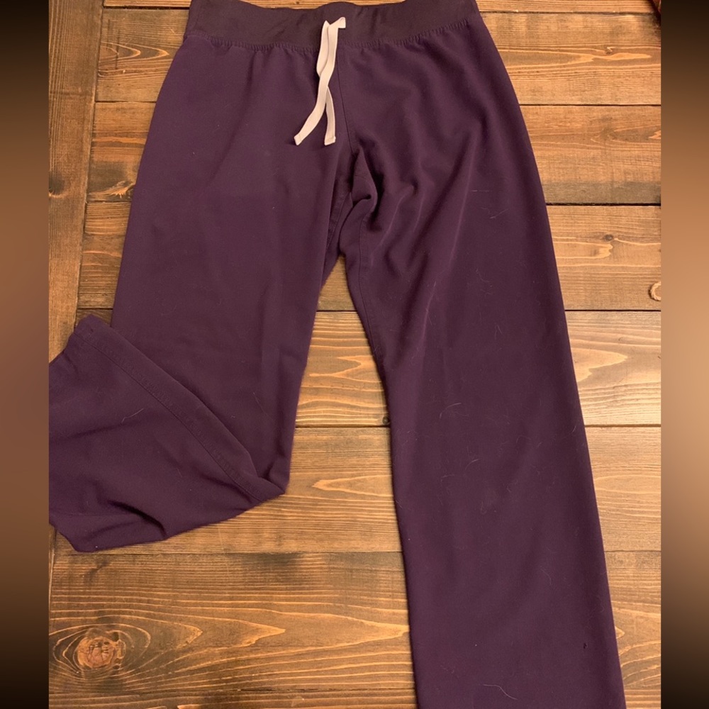 Figs pants